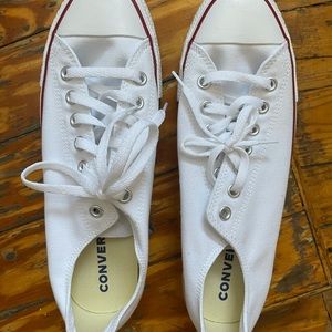 NWT optic white converse low tops